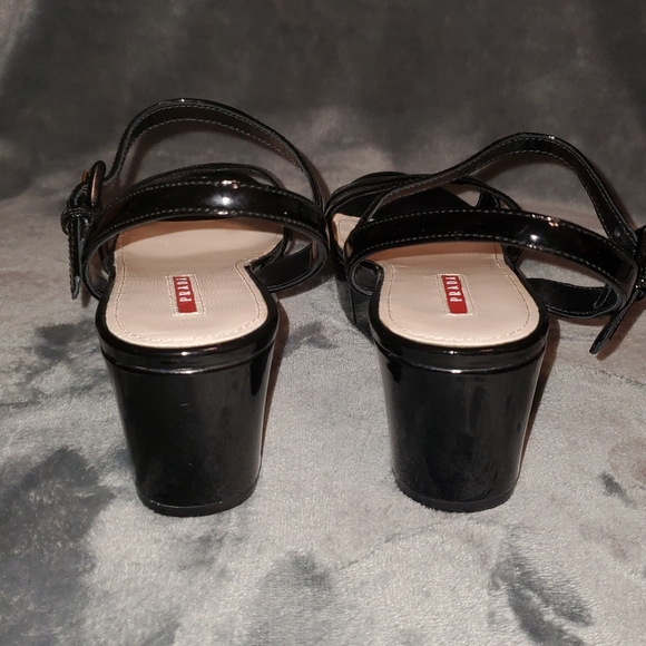 NWOB Prada Black Patent Leather Platform Wedge Sandal Size 37 1/2 - Picture 7 of 9